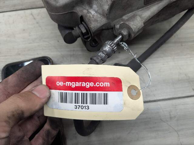 17-24 OEM BMW G05 40 G26 430 G30 530 540 Front Right Passenger Brake Caliper