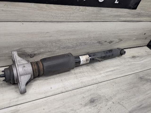 22-24 OEM BMW G26 430i RWD Rear Left Right Side Strut Shock Absorber