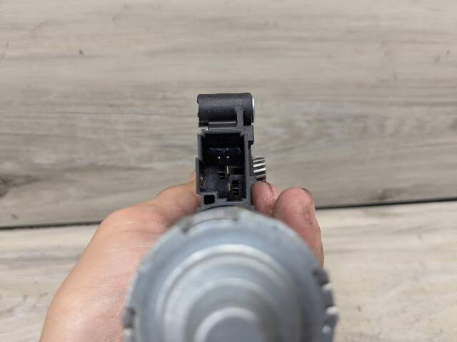 OEM BMW G20 G22 G26 G42 G80 G82 G87 M2 M3 M4 Sunroof Moonroof Motor Drive Unit