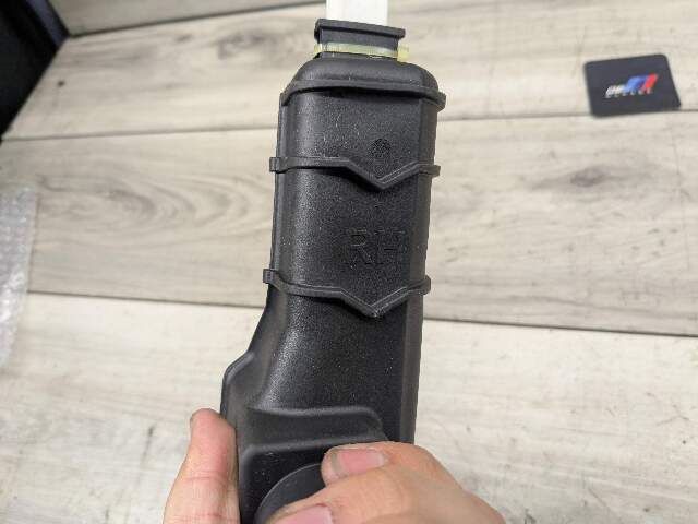 22-24 OEM BMW G26 430 M440 Rear Right Passenger Trunk Hatch Liftgate Shock Strut