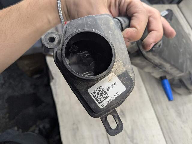 19-24 OEM BMW G20 G22 G23 G26 Windshield Wipe Washer Bottle Tank Reservoir