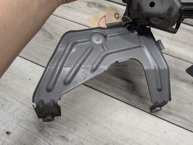 18-24 OEM BMW G01 G02 F97 X3 X4 Left Driver Side Fender Wing Holder Bracket SET