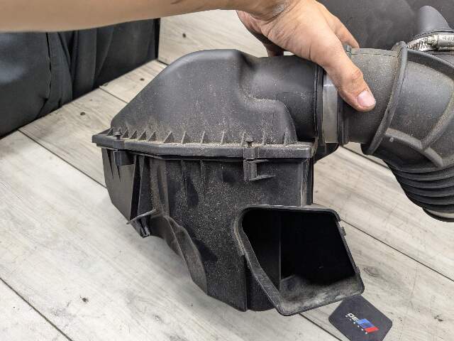 OEM BMW G01 G02 X3 X4 Engine B46 B48 Air Cleaner Filter Intake Resonator Box