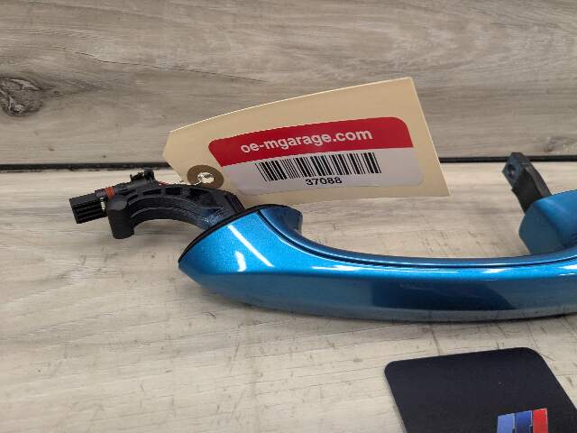 20-24 OEM BMW F44 228 M235 REAR Left Driver Door Handle COMFORT ACCESS Blue C1G