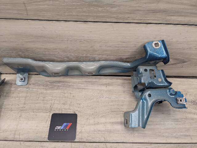 20-24 OEM BMW F44 228 M235 Front Right Passenger Side Fender Bracket SET
