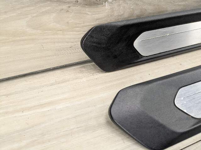 *NOTE* OEM BMW G01 G02 X3 X4 X Line Front Left Right Door Trim Cover Trim Sills