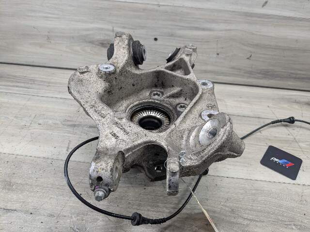 18-24 OEM BMW G01 X3 REAR Right Passenger Side Hub Spindle Knuckle Bearing