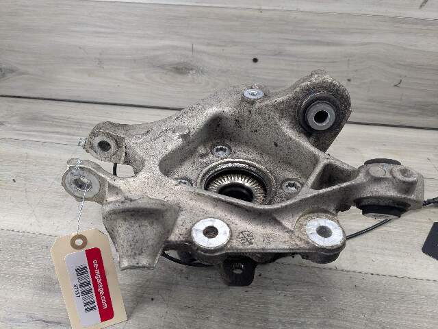 18-24 OEM BMW G01 X3 REAR Right Passenger Side Hub Spindle Knuckle Bearing