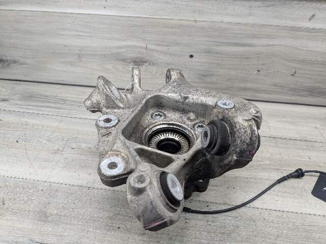 18-24 OEM BMW G01 X3 REAR Right Passenger Side Hub Spindle Knuckle Bearing