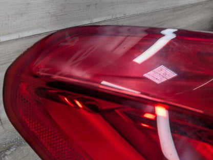 09-12 OEM BMW F01 F02 PRE LCI 740 750 760 Rear Left Driver Side Outer Tail Light