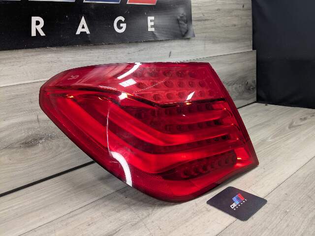 09-12 OEM BMW F01 F02 PRE LCI 740 750 760 Rear Left Driver Side Outer Tail Light