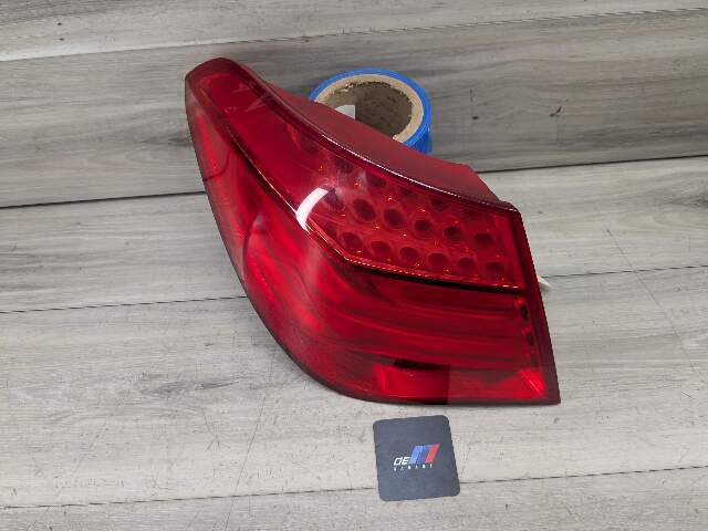 09-12 OEM BMW F01 F02 PRE LCI 740 750 760 Rear Left Driver Side Outer Tail Light