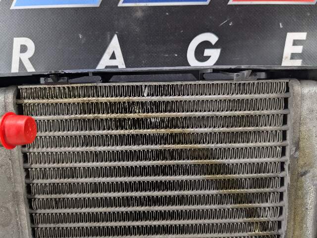 11-18 OEM BMW F10 F06 F12 F13 F01 F02 N55 N63 Engine Oil Cooler Radiator Right