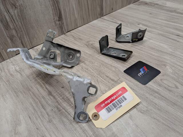 16-19 OEM BMW G11 G12 740 750 Front Right Passenger Fender Holder Bracket SET