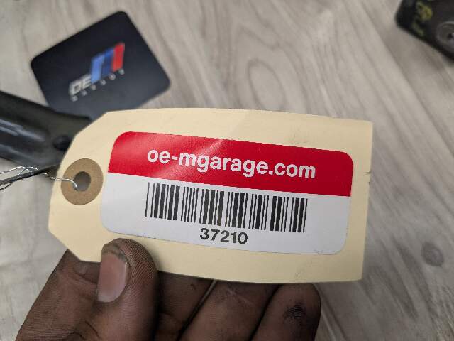 16-19 OEM BMW G11 G12 740 750 Front Left Driver Fender Wing Holder Bracket SET