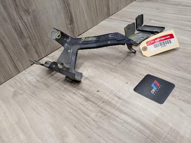 16-19 OEM BMW G11 G12 740 750 Front Left Driver Fender Wing Holder Bracket SET