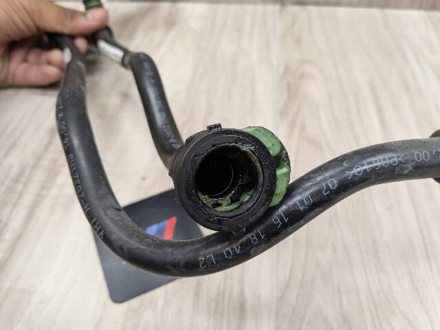 16-19 OEM BMW G12 G30 540dX 740 Transmission Oil Cooler Hose Pipe Lines B57 B58