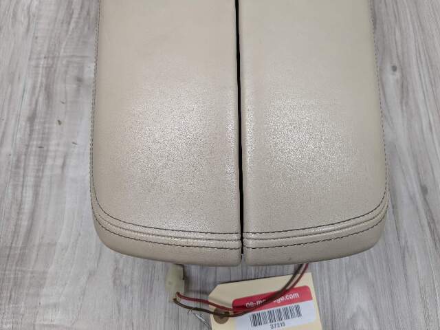 16-19 OEM BMW G11 G12 740 750 M760 Center Console Armrest Beige Leather*