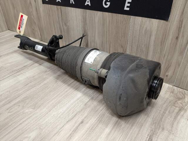 16-22 OEM BMW G11 G12 740i FRONT Left Driver Air Suspension Shock Absorber RWD