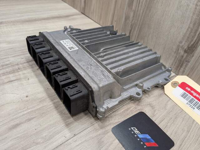 OEM BMW G11 G12 740 DME ECU B58 Engine Control Unit Module Computer DME 860