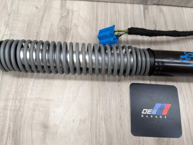 16-19 OEM BMW G11 G12 740 750 Right Passenger Electric Trunk Lid Shock Strut