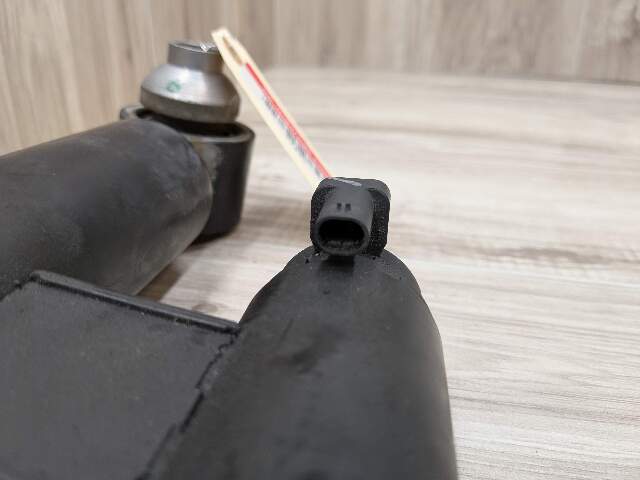 *NOTE* 16-22 OEM BMW G11 G12 740 750 Rear Left Driver Air Shock Strut Absorber