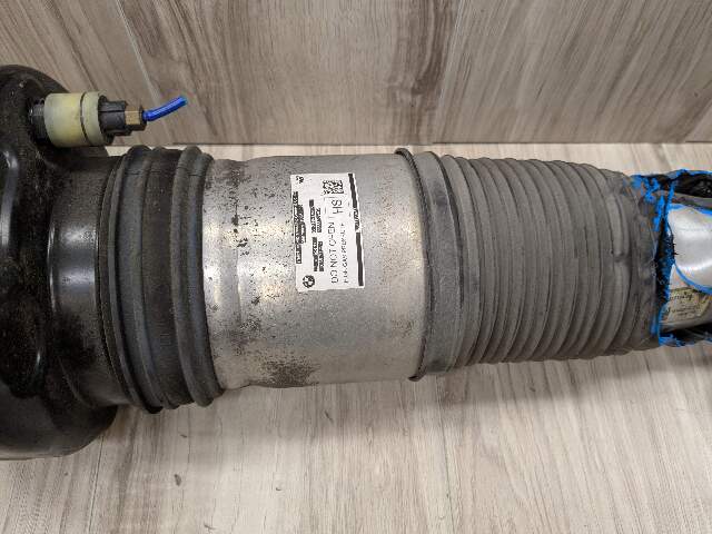 *NOTE* 16-22 OEM BMW G11 G12 740 750 Rear Left Driver Air Shock Strut Absorber