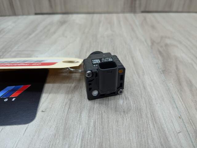 OEM BMW F44 G01 G02 G20 228 M235 330 M340 X3 X4 Rear View Backup Reverse Camera
