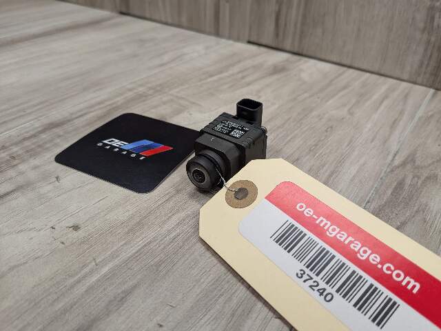 OEM BMW F44 G01 G02 G20 228 M235 330 M340 X3 X4 Rear View Backup Reverse Camera