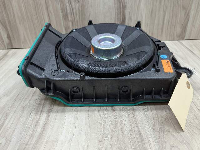 16-19 OEM BMW G30 G12 F90 Front Left Driver Sub Subwoofer Speaker Harman Kardon