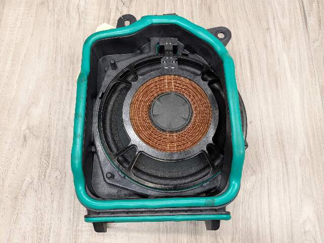 16-19 OEM BMW G30 G12 F90 Front Left Driver Sub Subwoofer Speaker Harman Kardon