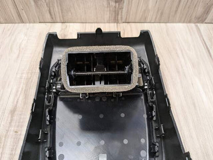 *22-25 OEM BMW G42 G87 230 M240 M2 Rear Center Console Air Vent Assembly