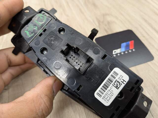 19-25 OEM BMW G29 G42 Front Left Driver Main Master Power Window Mirror Switch