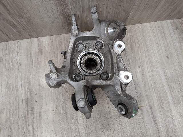 22-25 OEM BMW G42 230 M240 REAR Left Driver Knuckle Wheel Hub Spindle Bearing