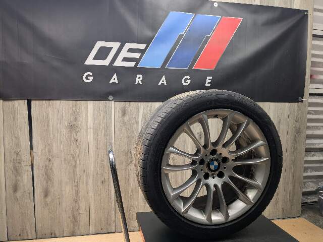 *OEM BMW F01 F02 F07 740 750 760 REAR Rim Wheel 19x9.5 ET39 M V-Spoke Style 302