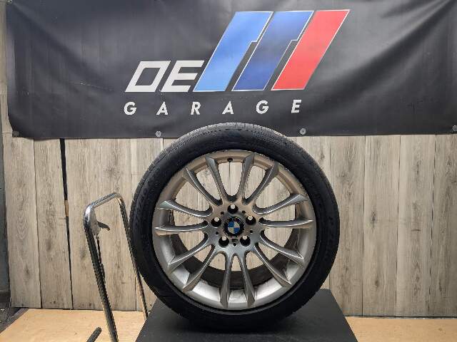 *OEM BMW F01 F02 F07 740 750 760 REAR Rim Wheel 19x9.5 ET39 M V-Spoke Style 302