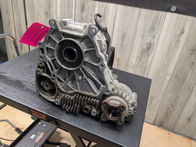 OEM BMW E60 E61 E90 E92 E93 MANUAL Transmission Transfer Case Box Gearbox ATC300