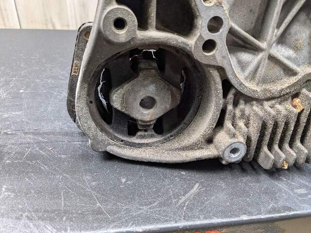 OEM BMW E60 E61 E90 E92 E93 MANUAL Transmission Transfer Case Box Gearbox ATC300