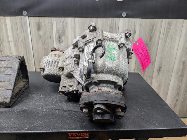 OEM BMW E60 E61 E90 E92 E93 MANUAL Transmission Transfer Case Box Gearbox ATC300
