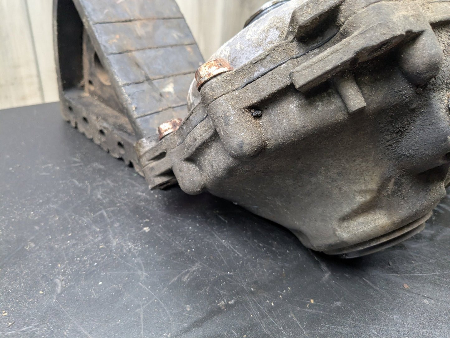OEM BMW E90 E92 E93 335 MANUAL AWD Front Differential Axle Gearbox Carrier 3.08