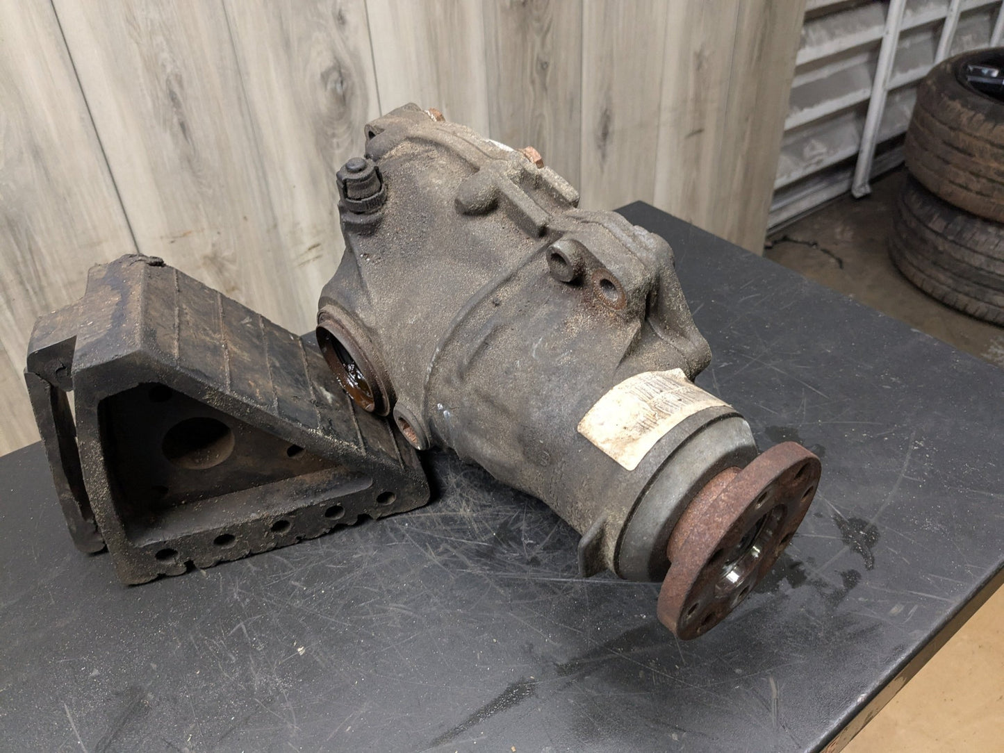 OEM BMW E90 E92 E93 335 MANUAL AWD Front Differential Axle Gearbox Carrier 3.08