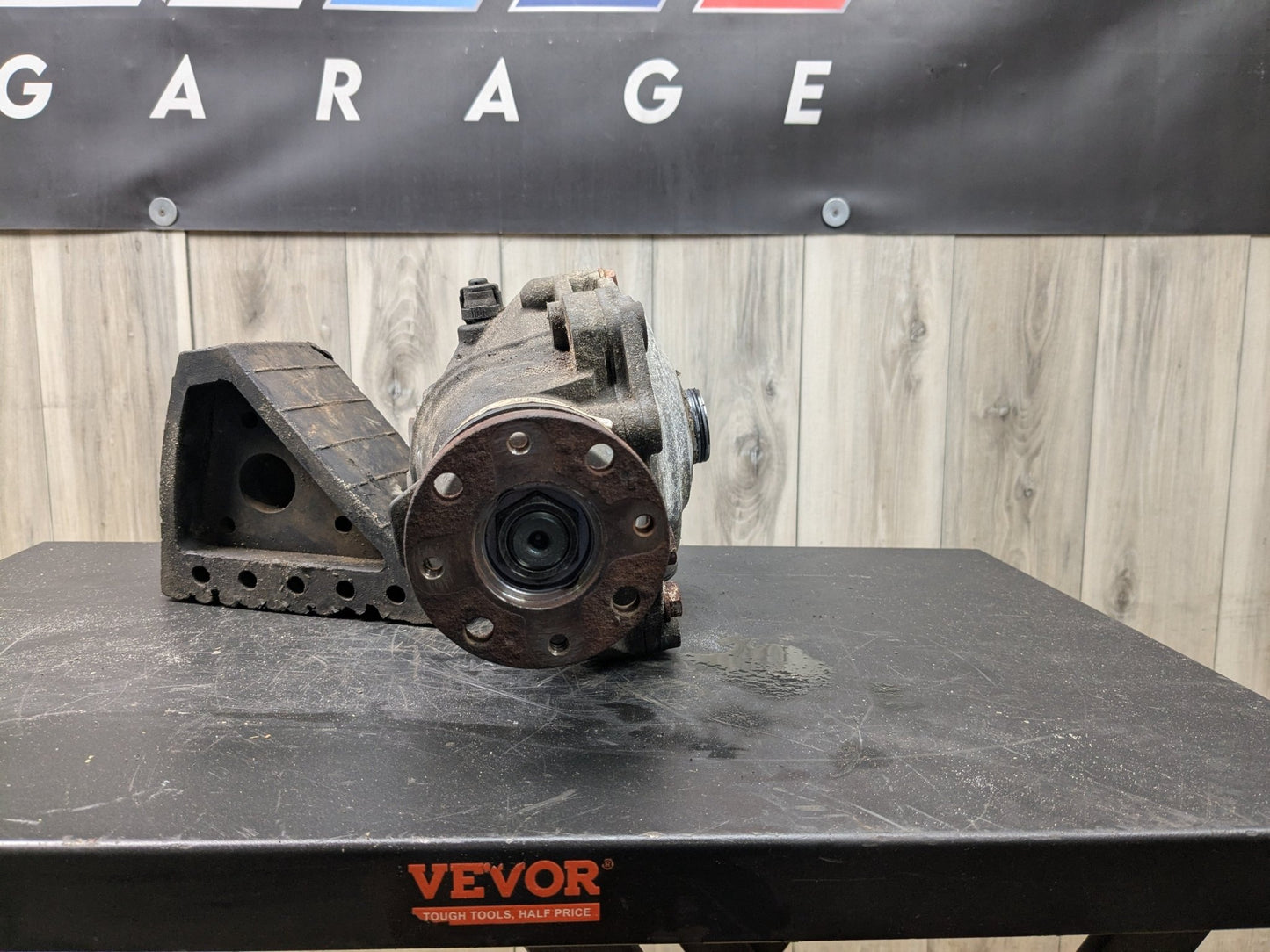 OEM BMW E90 E92 E93 335 MANUAL AWD Front Differential Axle Gearbox Carrier 3.08