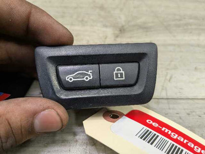 OEM BMW F02 F10 F12 F30 F80 F25 F90 G30 G01 X5 Rear Trunk Lid Center Lock Switch