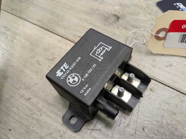 OEM BMW F10 F13 F02 F30 F32 F80 F82 F85 M3 M4 M6 Cooling Fan Relay Control 130A