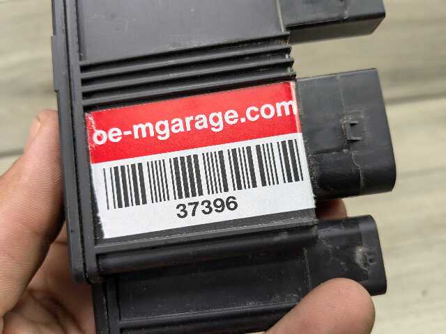 16-19 OEM BMW F39 F48 X1 X2 Integrated Power Supply Control Module B46