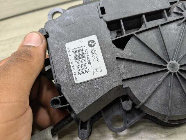 16-22 OEM BMW F48 X1 Rear Liftgate Trunk Lid Latch Lock Opener Actuator w/ Cable