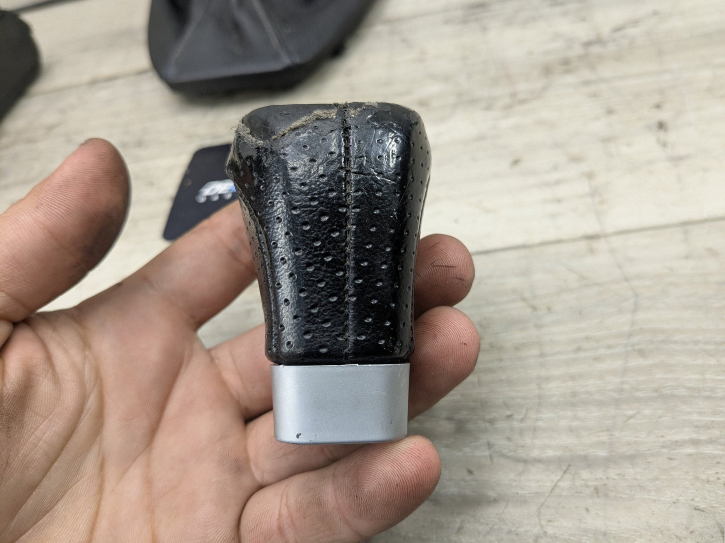 *09-13 OEM BMW E90 E92 E93 MANUAL Leather Gear Shift Knob w/ Boot & Foam
