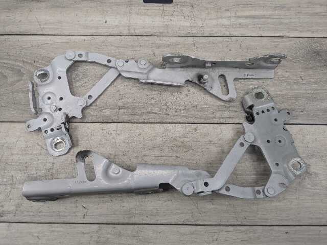 OEM BMW F22 F23 F30 F32 F33 F36 F80 F82 F83 F87 Left Right Side Hood Hinges PAIR