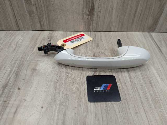*20-24 OEM BMW F44 228 M235 REAR Left Driver Door Handle COMFORT ACCESS White