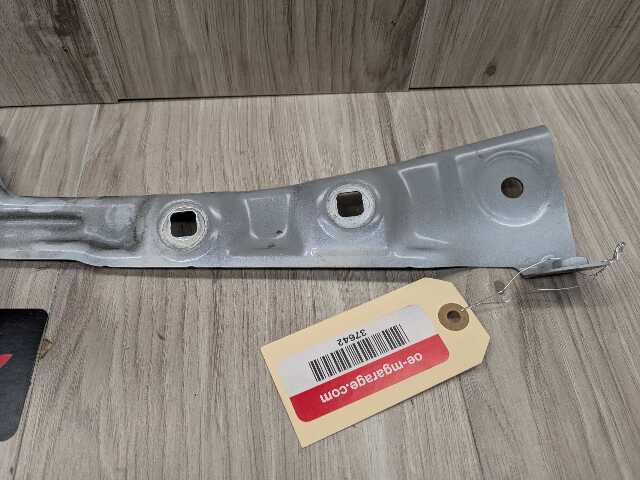 20-24 OEM BMW F44 228 M235 Front Left Driver Side Fender Bracket SET